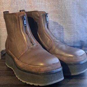 UGG Brown Front-Zip Platform Ankle Boots